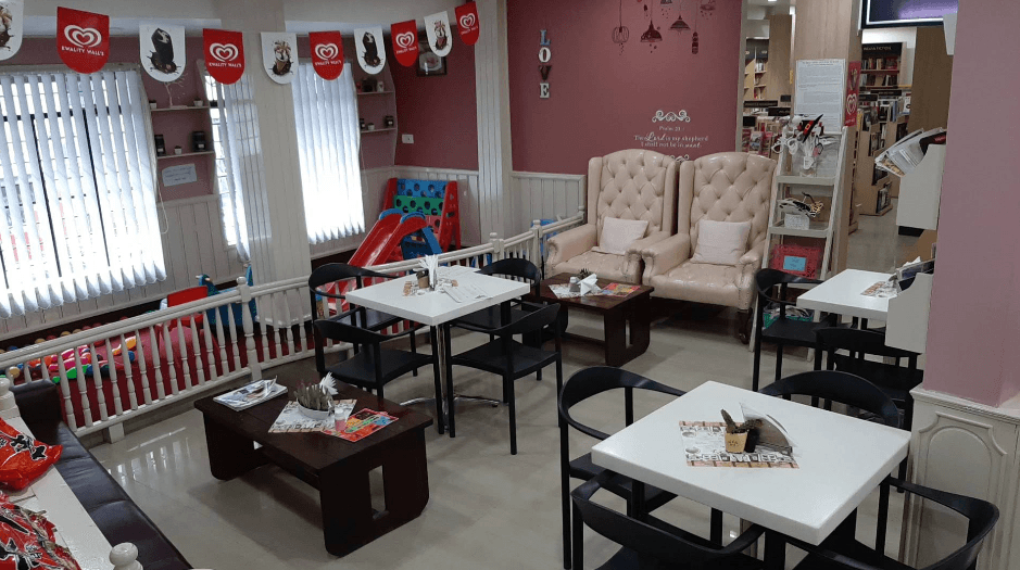 Page Break Café